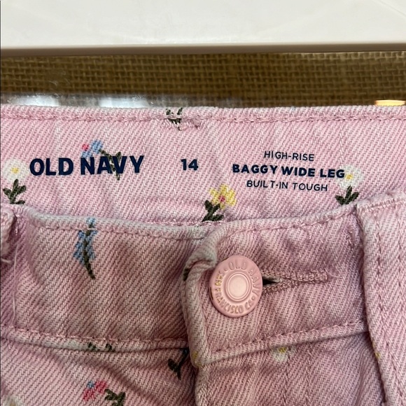 Old Navy Pink High Rise Baggy Wide Leg Pink Floral Pattern Jeans - Picture 3 of 5